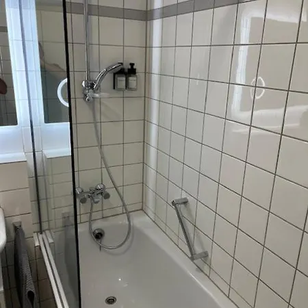 Apartment Stylish With Balcony, Underground Parking
